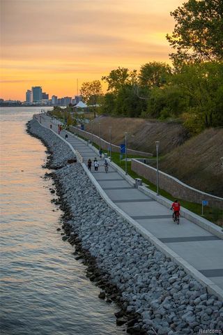 8754 Agnes Street, Detroit, MI 48214