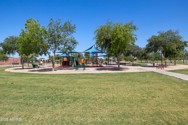 665 W GOLDFINCH Way, Chandler, AZ 85286