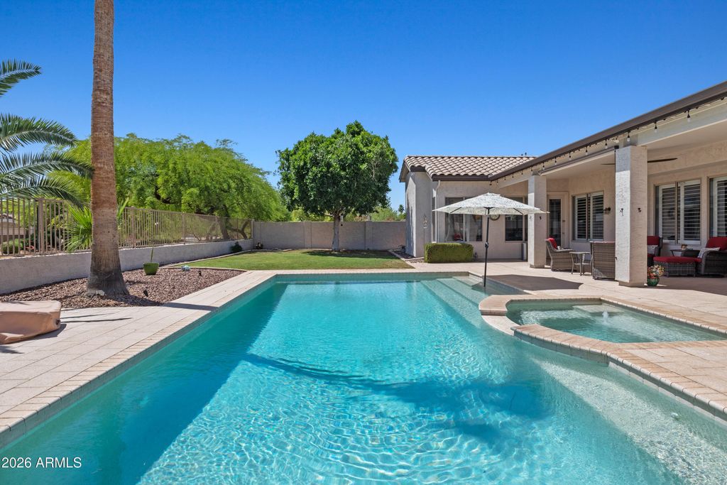 Image 37 of property listing at 665 W GOLDFINCH Way, Chandler, AZ 85286
