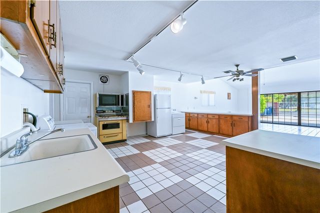 1057 Terrace Drive, Bullhead City, AZ 86442