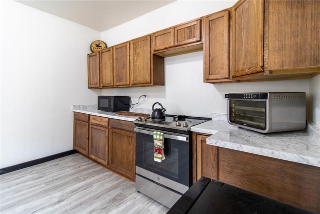 1017 E Main Streets, Shawnee, OK 74801