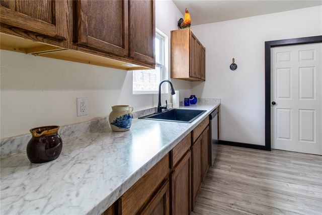 1017 E Main Streets, Shawnee, OK 74801