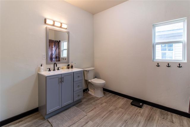 1017 E Main Streets, Shawnee, OK 74801