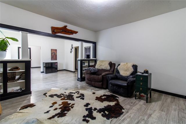 1017 E Main Streets, Shawnee, OK 74801