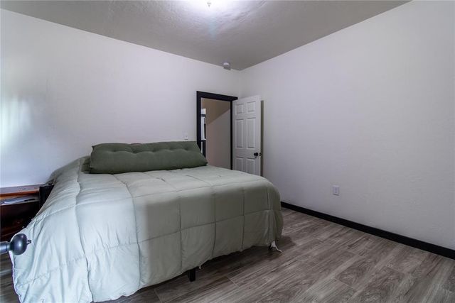 1017 E Main Streets, Shawnee, OK 74801