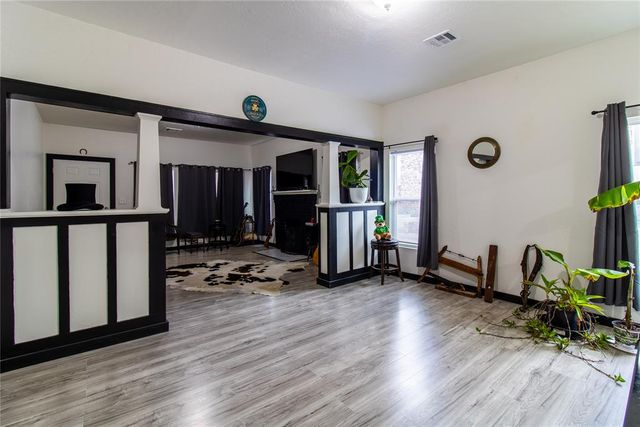 1017 E Main Streets, Shawnee, OK 74801