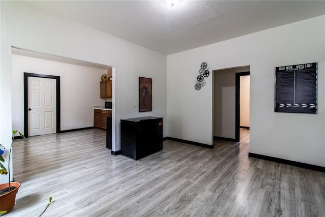 1017 E Main Streets, Shawnee, OK 74801