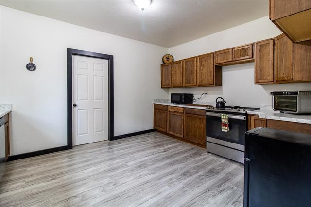 1017 E Main Streets, Shawnee, OK 74801