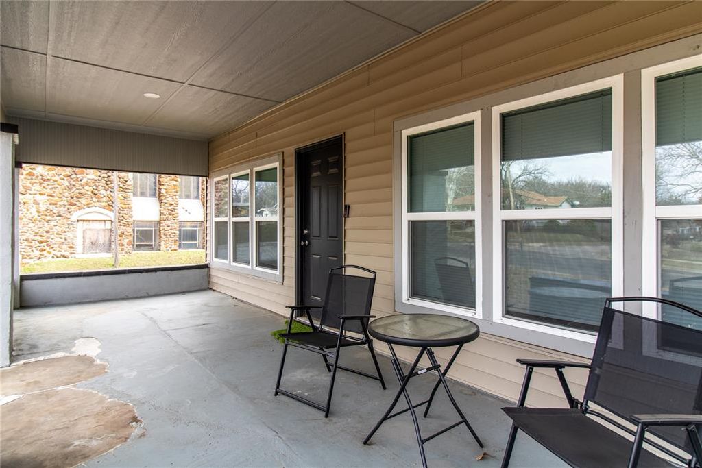 1017 E Main Streets, Shawnee, OK 74801