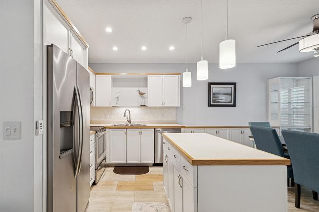 2291 AMERICUS BOULEVARD W 3, Clearwater, FL 33763