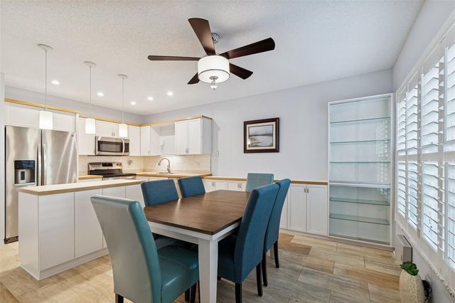 2291 AMERICUS BOULEVARD W 3, Clearwater, FL 33763