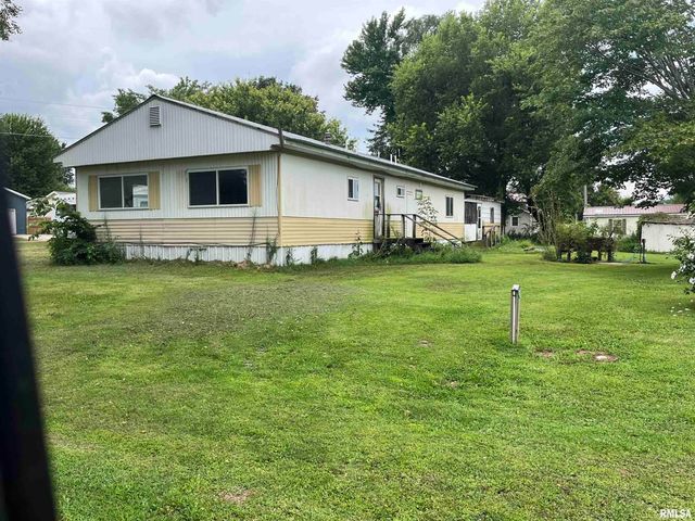 114 OAK Street, Gladstone, IL 61437