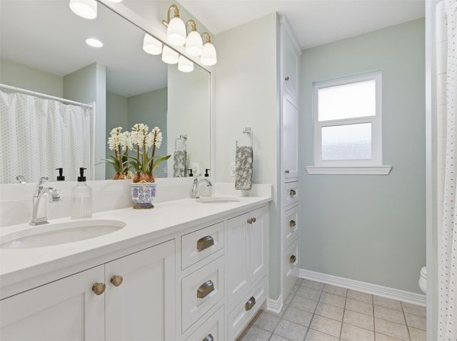 2810 Brandy LN, Georgetown, TX 78628