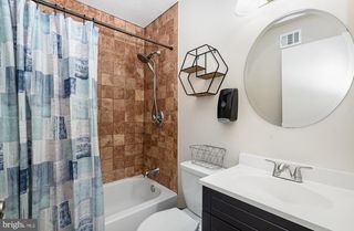 1754 POWDER HORN TER, Woodbridge, VA 22191
