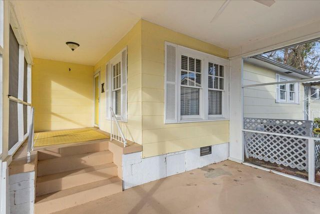 195 S Elmwood Street, Rossville, GA 30741