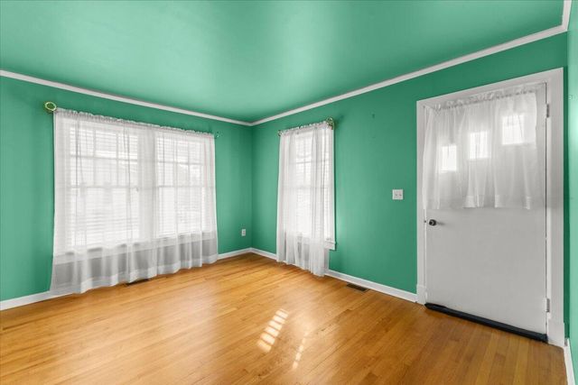 195 S Elmwood Street, Rossville, GA 30741