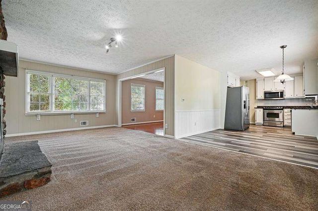 308 River Bluff Drive, Woodstock, GA 30188