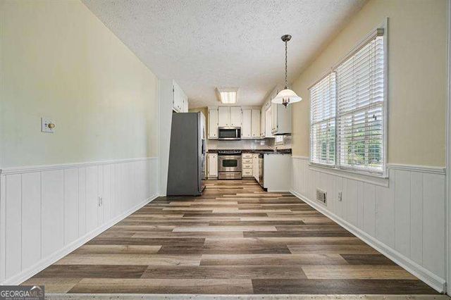 308 River Bluff Drive, Woodstock, GA 30188