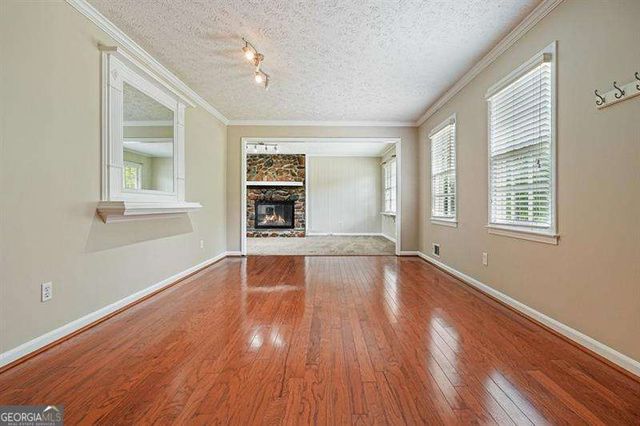 308 River Bluff Drive, Woodstock, GA 30188