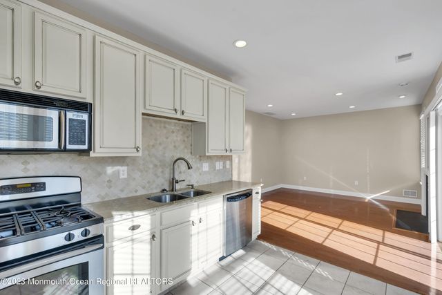 143 Shinnecock Drive, Manalapan, NJ 07726