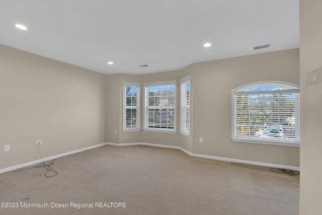 143 Shinnecock Drive, Manalapan, NJ 07726