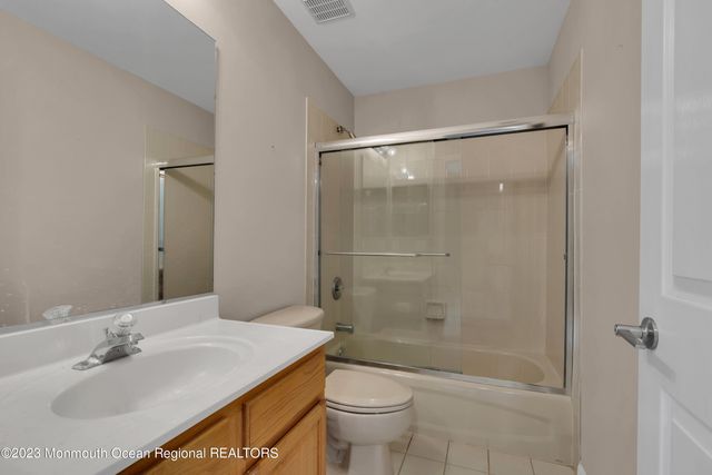 143 Shinnecock Drive, Manalapan, NJ 07726