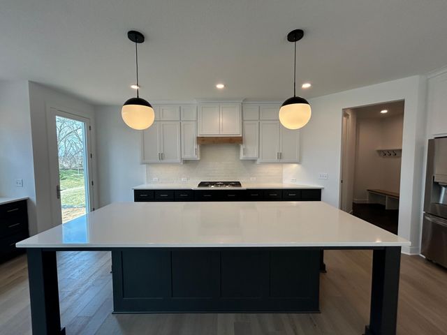 4225 Arbor Bay, Woodbury, MN 55129