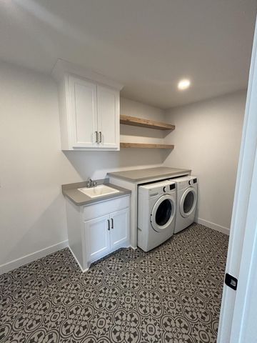 4225 Arbor Bay, Woodbury, MN 55129