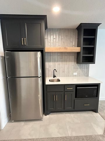 4225 Arbor Bay, Woodbury, MN 55129