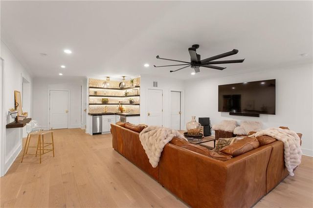 397 Glynnwilde Drive NW, Marietta, GA 30064