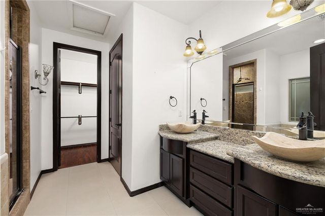 2617 Fresno Avenue, Hidalgo, TX 78557