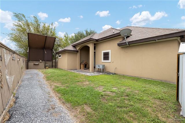 2617 Fresno Avenue, Hidalgo, TX 78557