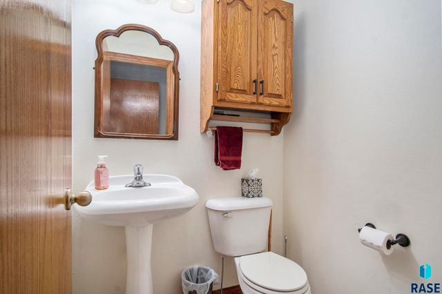 47852 273rd St Street, Harrisburg, SD 57032