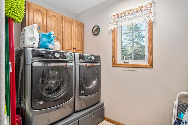 47852 273rd St Street, Harrisburg, SD 57032