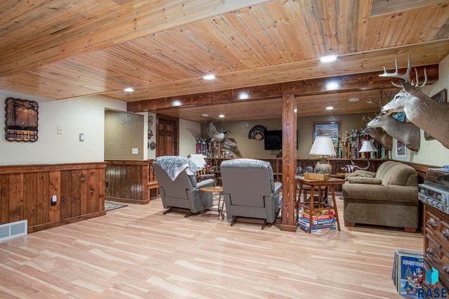 47852 273rd St Street, Harrisburg, SD 57032