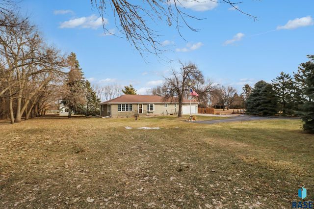 47852 273rd St Street, Harrisburg, SD 57032