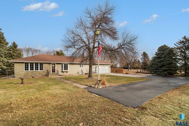 47852 273rd St Street, Harrisburg, SD 57032