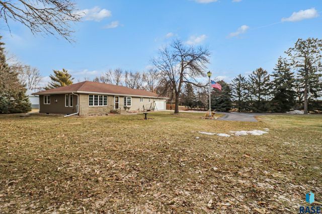 47852 273rd St Street, Harrisburg, SD 57032