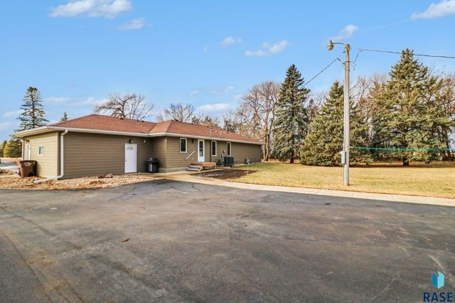 47852 273rd St Street, Harrisburg, SD 57032