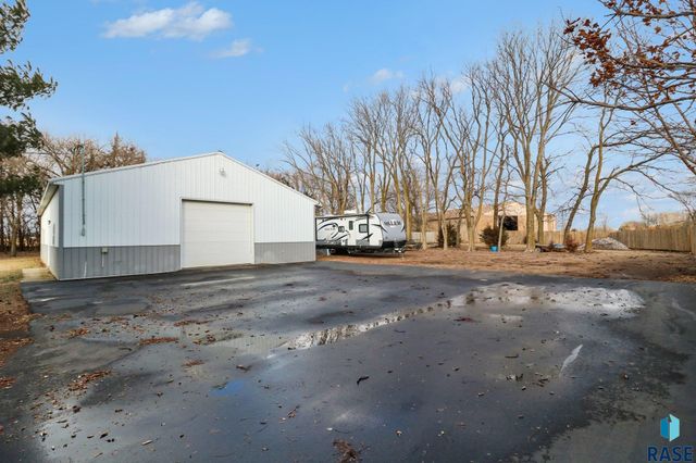 47852 273rd St Street, Harrisburg, SD 57032