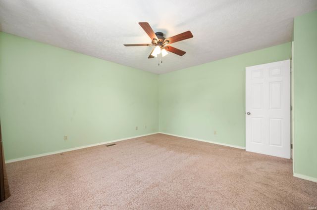 2804 W Palisades Parkway, Muncie, IN 47303