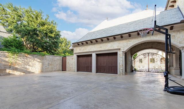 2933 Belclaire Drive, Frisco, TX 75034
