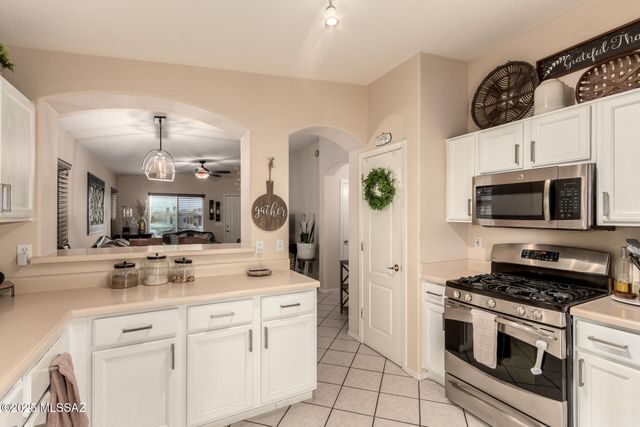 3270 Kennedy Parks Hills Place S, Tucson, AZ 85713