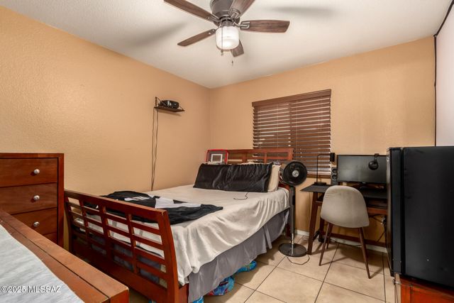 3270 Kennedy Parks Hills Place S, Tucson, AZ 85713