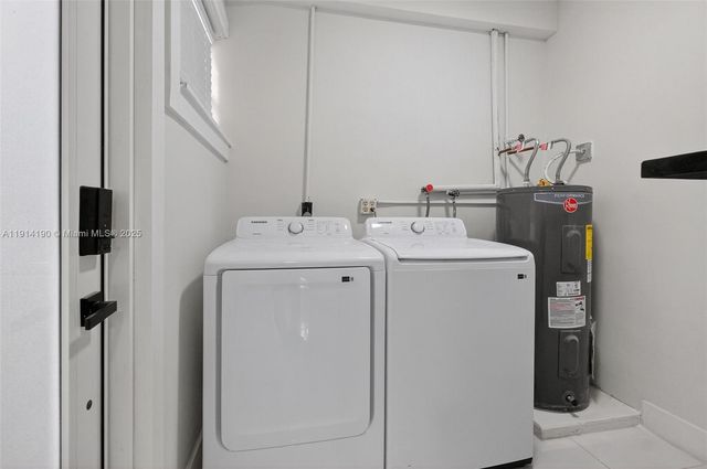 465 NW 153rd St, Miami, FL 33169