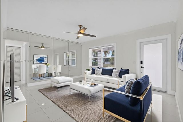 465 NW 153rd St, Miami, FL 33169