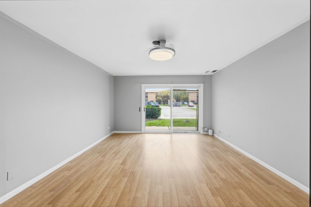 2000 Bayside Drive 114, Palatine, IL 60074 — photo 4
