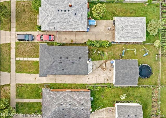 6571 N Vernon Street, Dearborn Heights, MI 48127