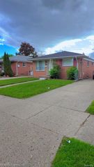 6571 N Vernon Street, Dearborn Heights, MI 48127
