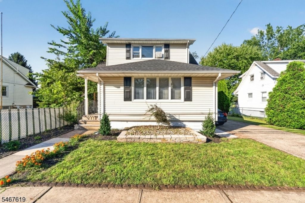 130 Rowland Ave, Clifton City, NJ 07012 — exterior